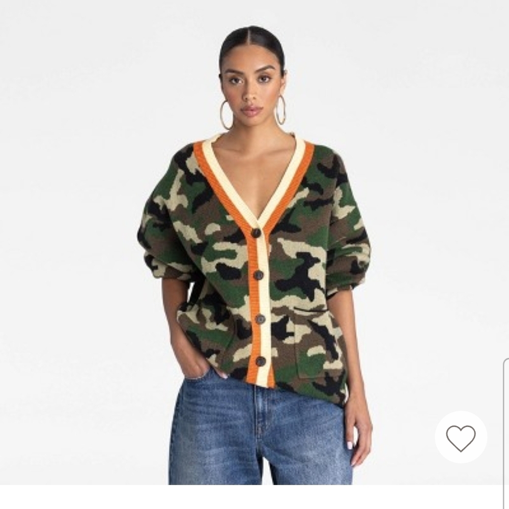 NWT kbb By Kahlana Camo Cardigan